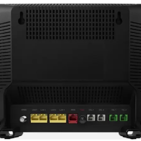 Fast 5250 Steve Wireless Modem - Virgin Mobile WiFi Router - Picture 2 of 4